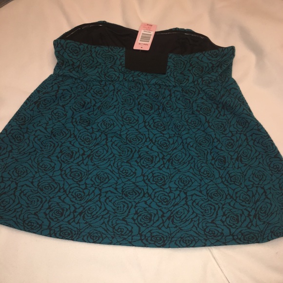 NWT Torrid strapless top - Picture 3 of 3